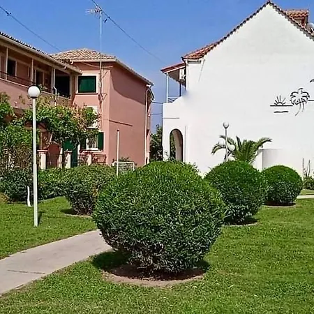 Erosea Aparthotel 3*